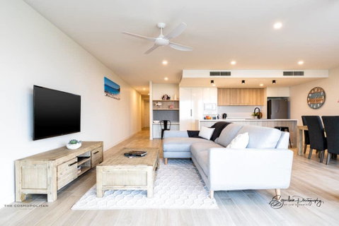 Saltwater Calm At The Cosmopolitan Cotton Tree - Surfers Gold Coast 0