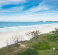 San Simeon Beachfront Apartments Tugun - Surfers Gold Coast