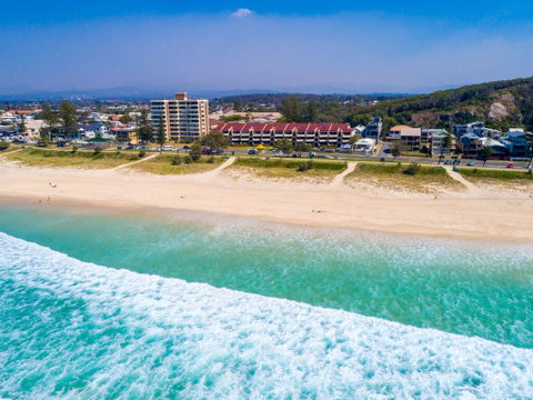 Sandrift Beachfront Apartments - Surfers Gold Coast 2