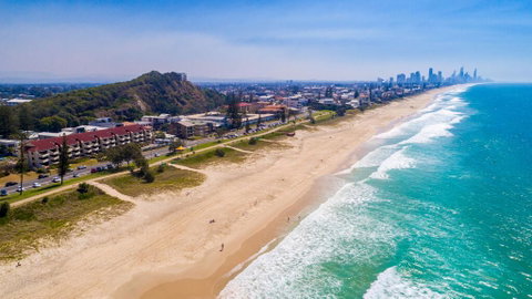 Sandrift Beachfront Apartments - Surfers Gold Coast 3