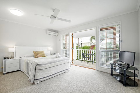 Sandy Beach Resort - Surfers Gold Coast 2