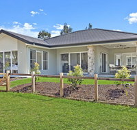 Santa Ana Retreat - Surfers Gold Coast