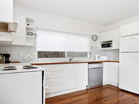 Sea Shack - Renovated 1950's Beach House - Surfers Gold Coast 2