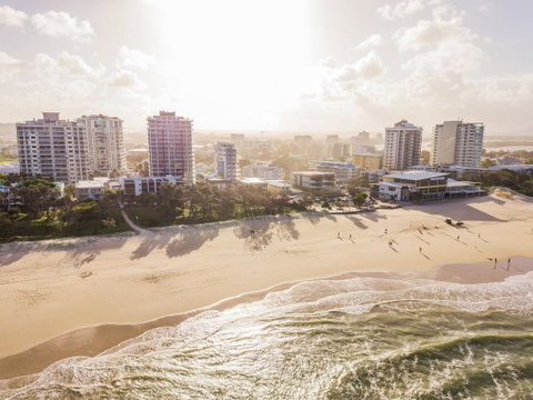 Sea-Hi - Surfers Gold Coast 3