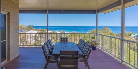 Seaclusion - 8 View Court Carrickalinga - Surfers Gold Coast 0