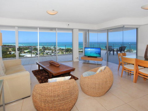 Sebel 808 By G1 Holidays - Surfers Gold Coast 3