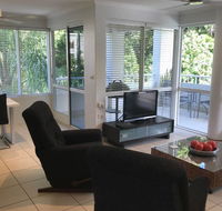 Secluded tropical apartment - Surfers Gold Coast