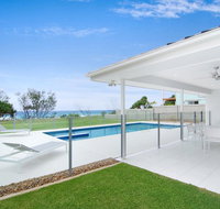 Sentosa on Tugun - Beachfront 5 Bedroom - Surfers Gold Coast