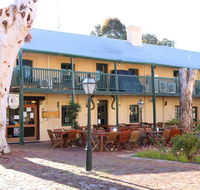 Settlers House - Surfers Gold Coast