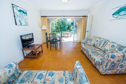 Shoal Bay Avenue, Unit 2/7 - Surfers Gold Coast 2