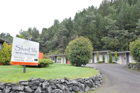 Silver Hills Motel - Surfers Gold Coast 0