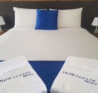 Snow Season Motor Inn - Surfers Gold Coast