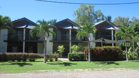 Solyolas 2/13 McCabe Cresc Arcadia - Surfers Gold Coast 0