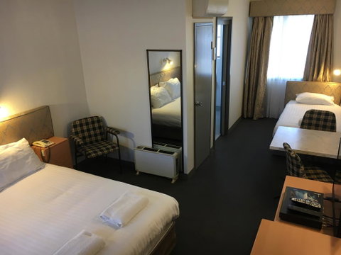 Spa Village Travel Inn - Surfers Gold Coast 1