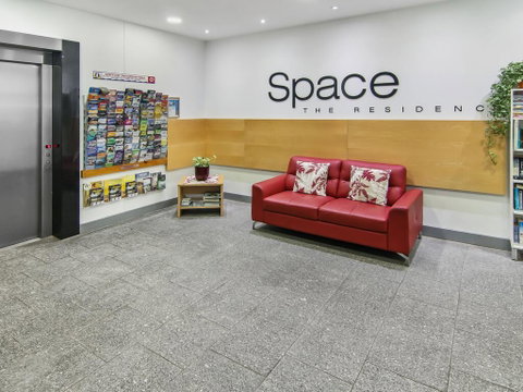 Space Holiday Apartments - Surfers Gold Coast 0