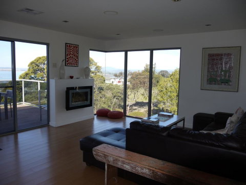 Spectacular Holiday Living - Surfers Gold Coast 3