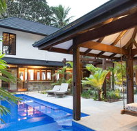 Spice At Oak Award Winning Luxury Absolute Oceanfront House Oak Beach Near Port Douglas - Surfers Gold Coast