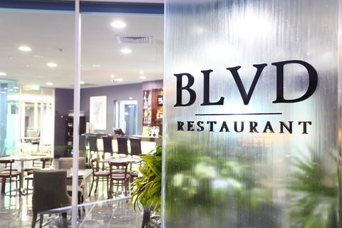 Springfield Lakes Boutique Hotel - Surfers Gold Coast 3