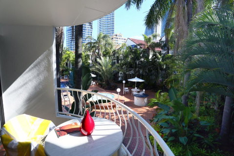 St Tropez Resort - Surfers Gold Coast 1