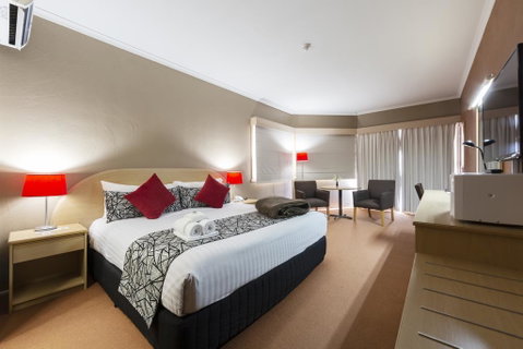 Statesman Hotel - Surfers Gold Coast 2