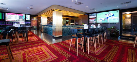 Station House Hotel - Surfers Gold Coast 3