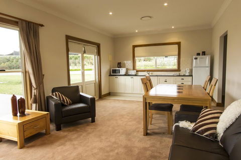 Stay Bathurst - Surfers Gold Coast 1