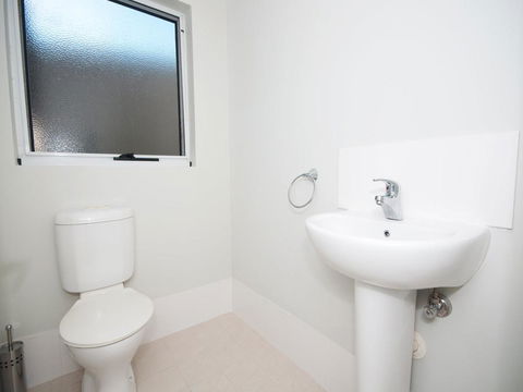 Stunning Holiday Townhouse - Surfers Gold Coast 2