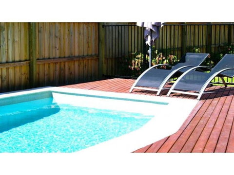 Summersalt Beach House - Surfers Gold Coast 1