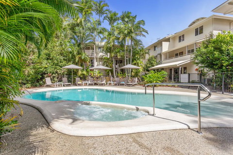 Sunset Cove Noosa - Surfers Gold Coast 1