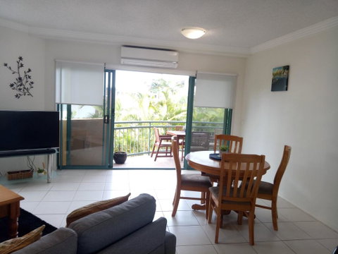 Sunshine Towers Holiday Apartments - Surfers Gold Coast 2
