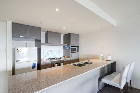 Superb Surfers Paradise Apartment - Top Location! - Surfers Gold Coast 2