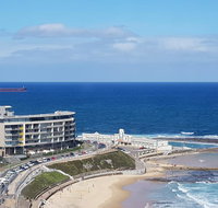 Supercar fan's dream - track side apartment 1 - Surfers Gold Coast