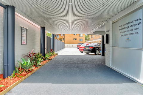 Surf Beach Motel Port - Surfers Gold Coast 1