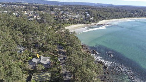 Surfers Ave Retreat Narrawallee - Surfers Gold Coast 0