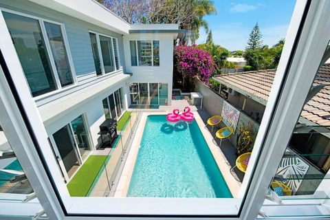 Surfers Paradise Holiday Home Almalfi Drive - Surfers Gold Coast 3