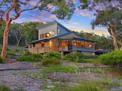 Sydney View - 70km From Sydney, 1000km From Care! - Surfers Gold Coast 0