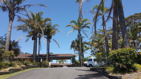 Tabourie Lake Motor Inn - Surfers Gold Coast 0