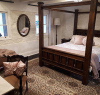 Tanilba House - Surfers Gold Coast