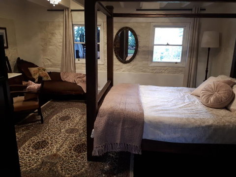 Tanilba House - Surfers Gold Coast 1