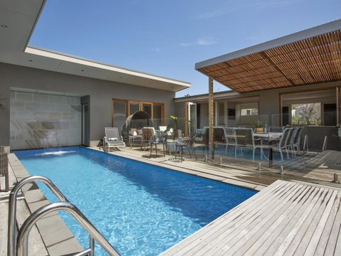 Tarakan Escape Sorrento - Surfers Gold Coast 0