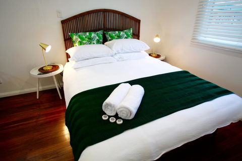 Tea Gardens Hotel - Surfers Gold Coast 0