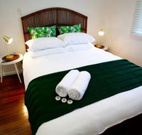 Tea Gardens Hotel - Surfers Gold Coast