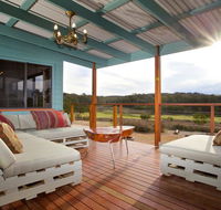 Tea Tree Hollow - 50 percent off third night on weekend - Surfers Gold Coast
