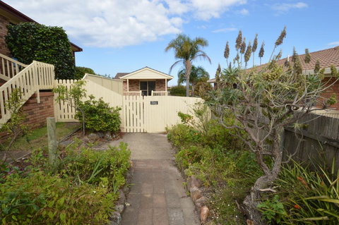Telopea Cottage - Surfers Gold Coast 1