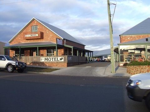 The Bakehouse Motel - Surfers Gold Coast 0