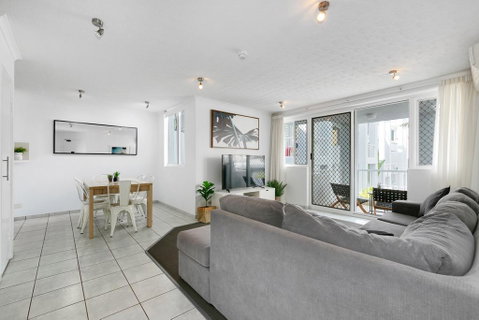 The Bay 23 - Surfers Gold Coast 2