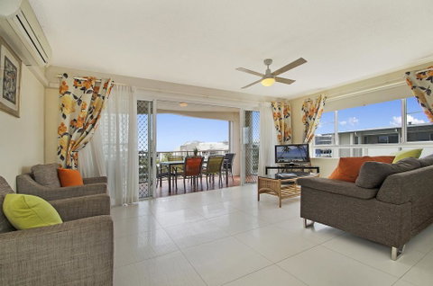 The Beach Houses - Surfers Gold Coast 1