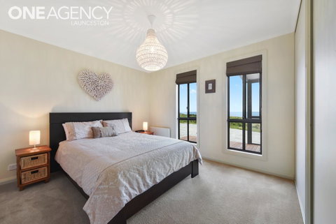 Seaspray - Surfers Gold Coast 9