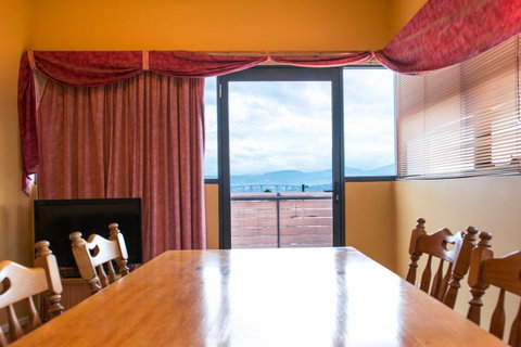 Beltana Hotel - Surfers Gold Coast 15