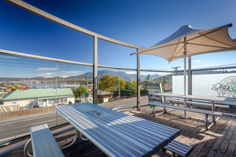 Beltana Hotel - Surfers Gold Coast 9